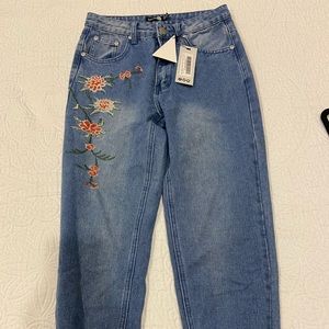 Floral stitched mom jeans